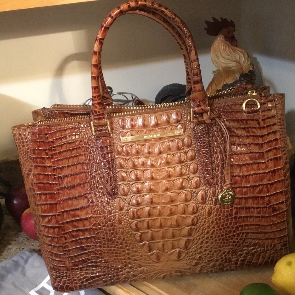 Preowned Brahmin Lincoln Large EUC!